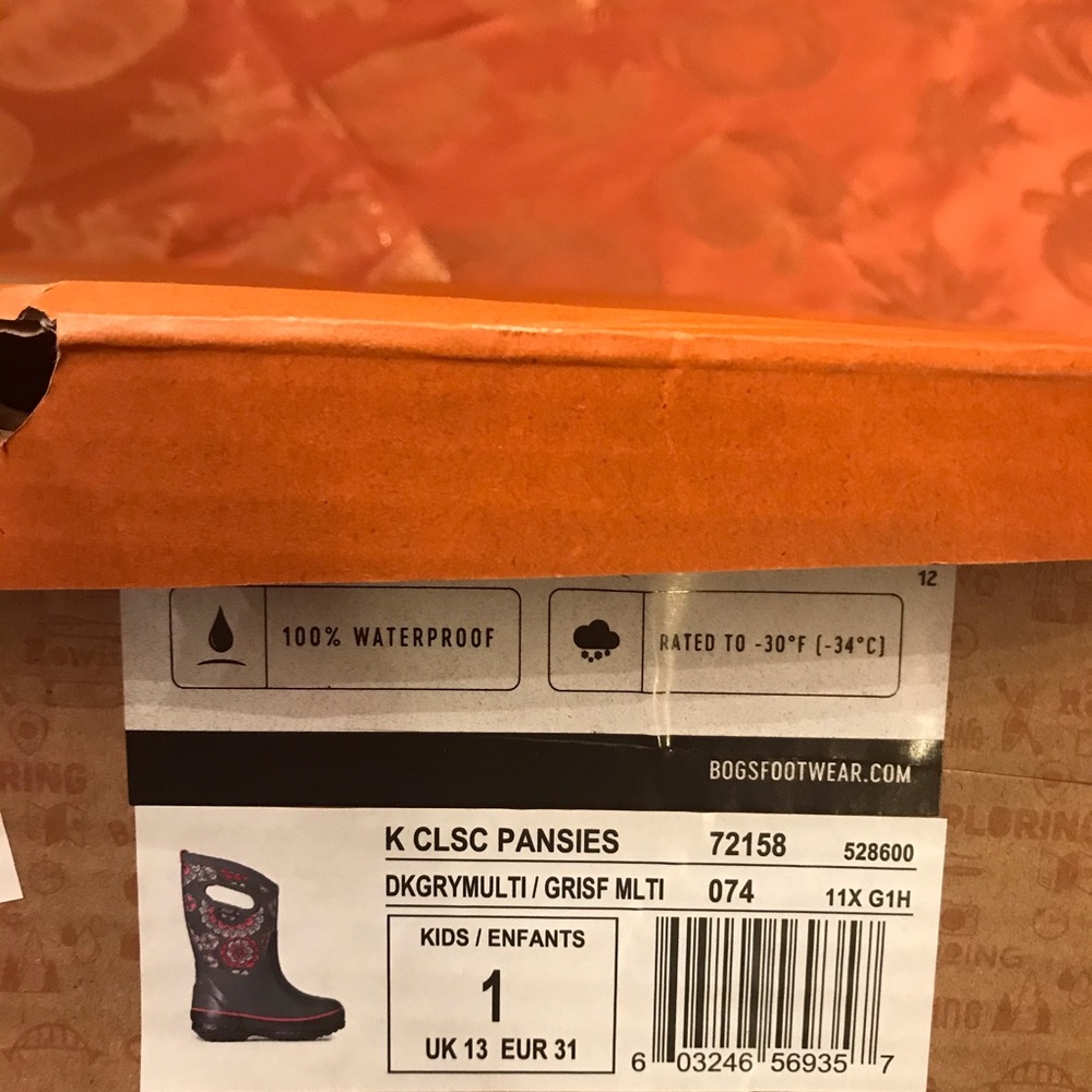 Little girls Bogs rain boots
